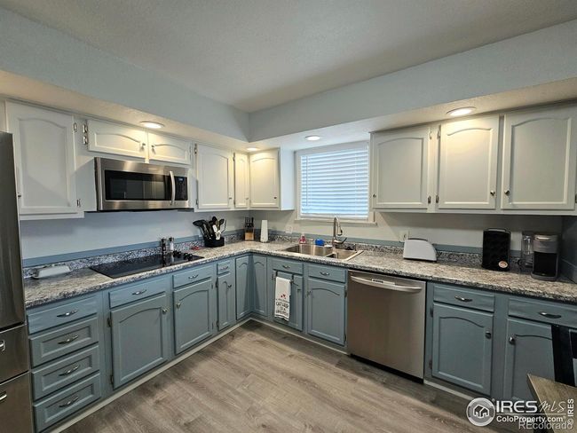 Beautifully updated kitchen | Image 6
