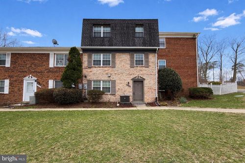 9833 Hagel Cir, LORTON, VA, 22079-4309 | Card Image