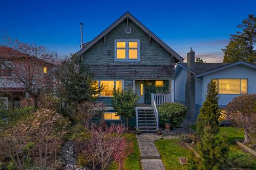 8351 14th Ave, Burnaby, BC, V3N2C2 | Card Image