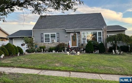 463 Luhmann Dr, New Milford, NJ, 07646-1530 | Card Image