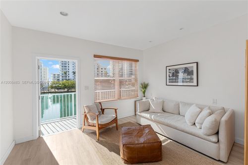 m-2445 Lake Pancoast Dr, Miami Beach, FL, 33140-4693 | Card Image