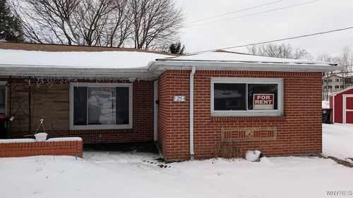 25 Cadet Cir, Lancaster, NY, 14086-2504 | Card Image