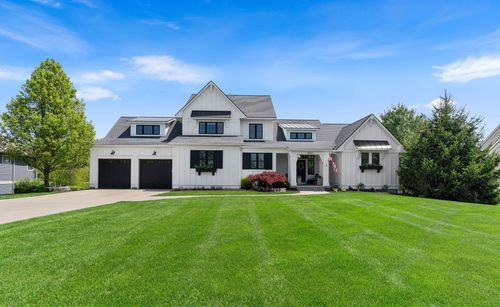 8020 Summerwood Ct, Hudsonville, MI, 49426-8530 | Card Image