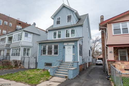 153 Augusta St, Irvington, NJ, 07111-3442 | Card Image