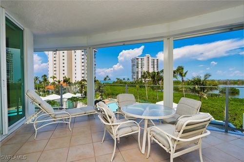 apt-402-60 Seagate Dr, NAPLES, FL, 34103-2414 | Card Image
