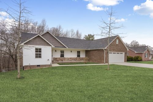 157 Hailey Ridge Ln, Gainesboro, TN, 38562-4910 | Card Image