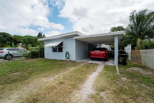1214 Peak Rd, Lantana, FL, 33462-5926 | Card Image