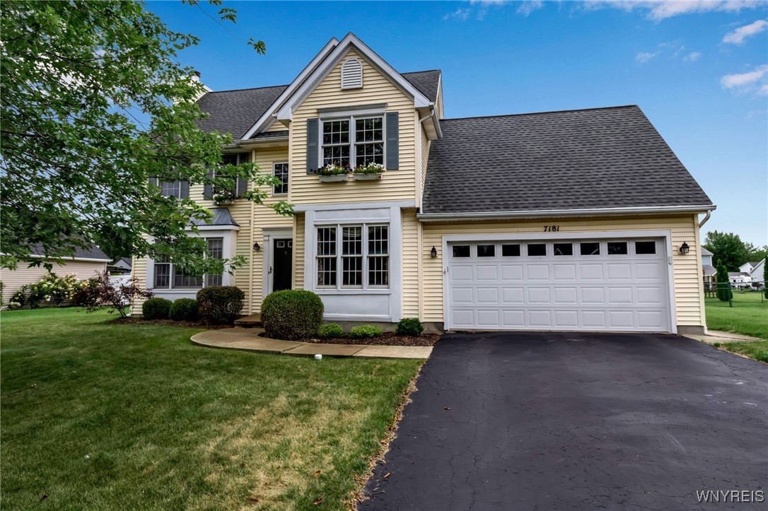 Lenmart Dr, North Tonawanda, NY 14120
