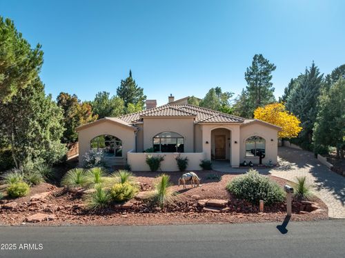 2285 Edgewood Dr, Sedona, AZ, 86336-3327 | Card Image