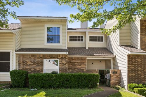724 Creekwood Ct, Lewisville, TX, 75067-5346 | Card Image