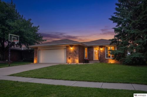 616 N 86th St, Lincoln, NE, 68505-3139 | Card Image