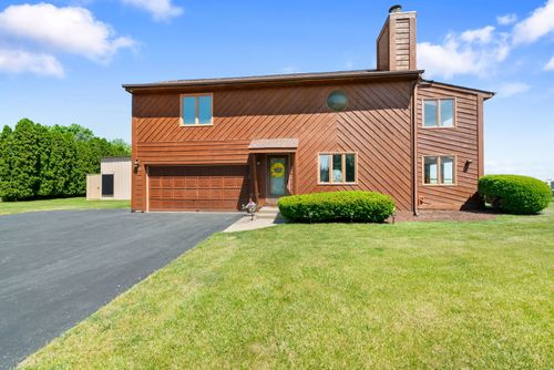 216 Sunshine Dr, Bolingbrook, IL, 60490-1545 | Card Image