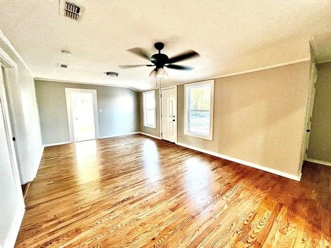 208 Daingerfield St, House other with 3 bedrooms, 2 bathrooms and null parking in Naples TX | Image 13