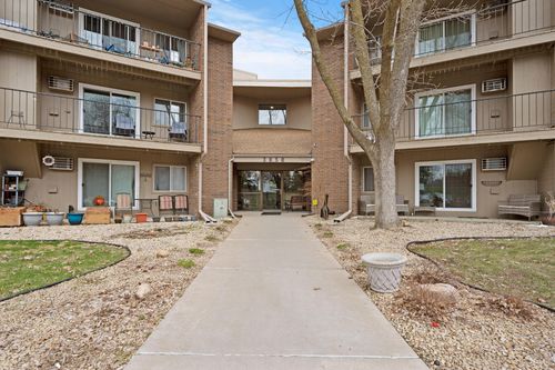 apt-204-3850 Plymouth Blvd, Plymouth, MN, 55446-3292 | Card Image