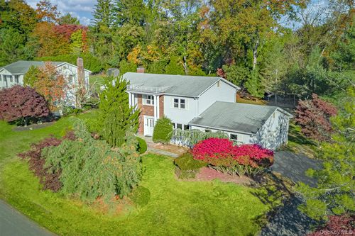 20 Lafayette Dr, New City, NY, 10956-5858 | Card Image