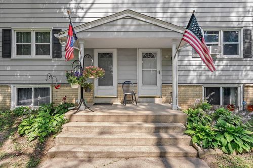 232 Wolf Drive, Dousman, WI, 53118 | Card Image