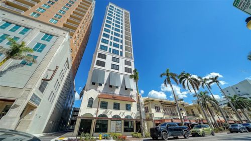 0804-33 S Palm Ave, SARASOTA, FL, 34236-5610 | Card Image