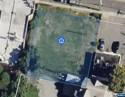 192 W Englewood Ave, Englewood, NJ, 07631-3322 | Card Image