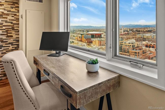 APT-1902 - 1551 Larimer St, Condo with 2 bedrooms, 2 bathrooms and 2 parking in Denver CO | Image 16