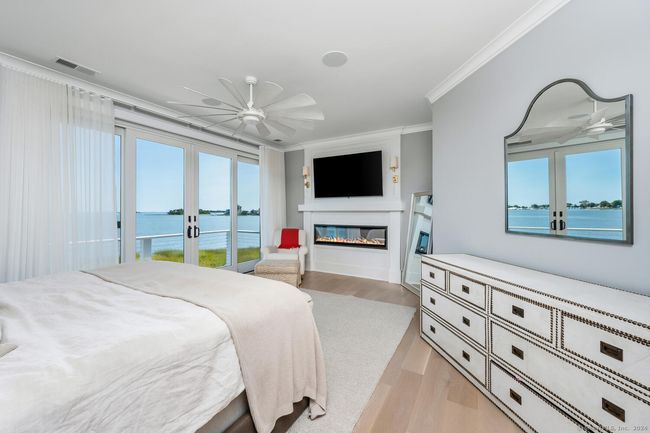 72 Shorefront Park, House other with 4 bedrooms, 7 bathrooms and 2 parking in Norwalk CT | Image 19