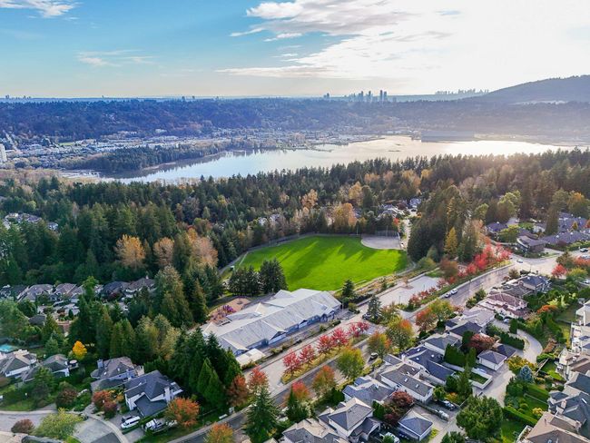 131 Aspenwood Dr, House other with 4 bedrooms, 4 bathrooms and 4 parking in Port Moody BC | Image 38