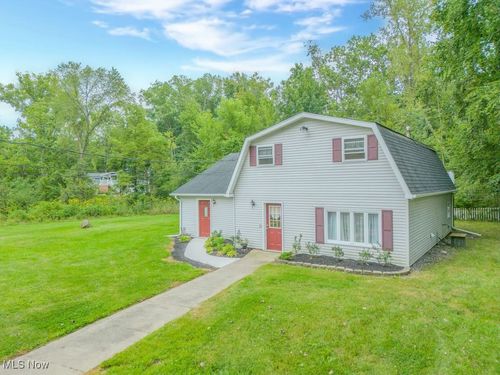 6429 Russia Rd, South Amherst, OH, 44001-2949 | Card Image