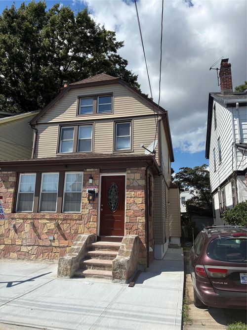 205-15 111th Ave, New York, NY, 11412 | Card Image