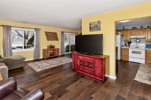 unit-1-4549 Woodland Ave, West Des Moines, IA, 50266-1753 | Card Image