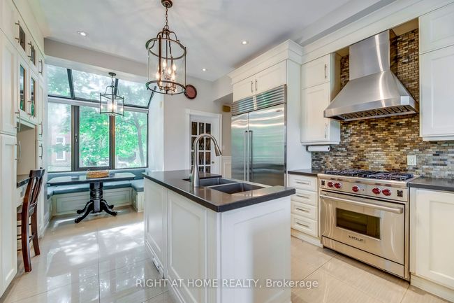 118 Main St S, House other with 5 bedrooms, 4 bathrooms and 10 parking in Brampton ON | Image 17