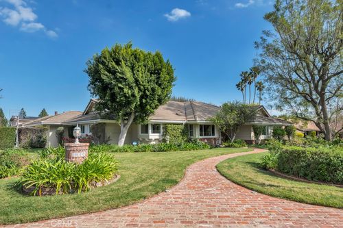 10132 Hadley Ave, Northridge, CA, 91324-1115 | Card Image