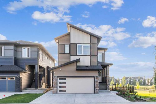 51 Midgrove Dr Sw, Airdrie, AB, T4B5K7 | Card Image