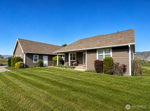 22 Rooster Flats Rd, Oroville, WA, 98844-9272 | Card Image