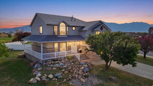 860 W 720 N, Tremonton, UT, 84337-2413 | Card Image