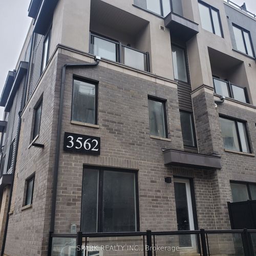 21-3562 Colonial Dr, Mississauga, ON, L5L0C1 | Card Image