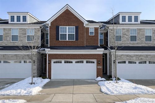 43635 Chancellor Ln, Novi, MI, 48375-3012 | Card Image