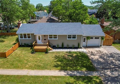 52 Valencourt Dr, Welland, ON, L3C1M8 | Card Image