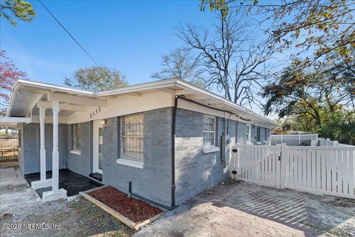 2553 Martha St, Jacksonville, FL, 32209-4553 | Card Image