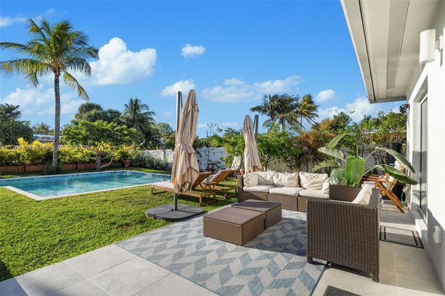 7770 Hawthorne Ave, House other with 4 bedrooms, 3 bathrooms and null parking in Miami Beach FL | Image 44