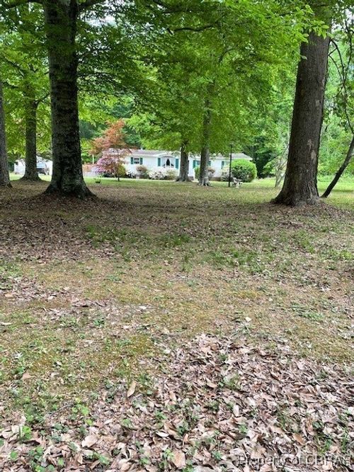 338 Turks Ferry Rd, Saluda, VA, 23149 | Card Image