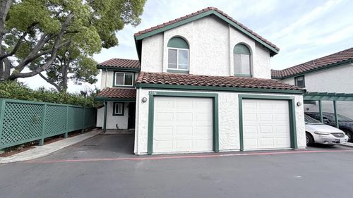 2294 Tomlin Way, San Jose, CA, 95133-2330 | Card Image