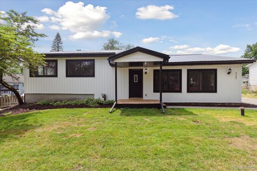 2145 Terrapin St, Wolverine Lake, MI, 48390-1948 | Card Image