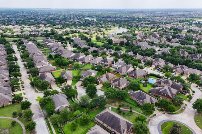 12206 Cove Bluff Ct, House other with 4 bedrooms, 4 bathrooms and 2 parking in Cypress TX | Image 47
