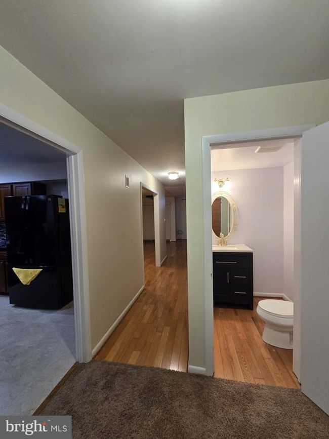 11721 Newbridge Ct, Townhouse with 4 bedrooms, 4 bathrooms and null parking in RESTON VA | Image 7