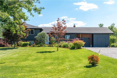 9872 Concession 1 Rd, West Lincoln, ON, N0A1S8 | Card Image