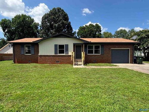 104 Gann Ave, Madison, AL, 35758-1221 | Card Image