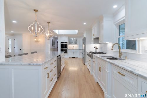 79 Cold Spring Cir, Shelton, CT, 06484-4804 | Card Image