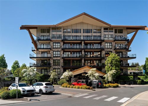 210-747 Travino Lane, Saanich, BC, V8Z0E2 | Card Image