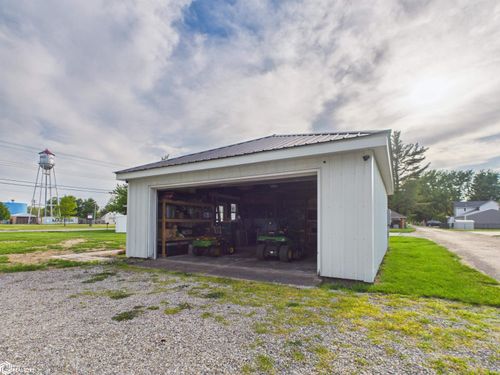 227 E Main St, Agency, IA, 52530-9701 | Card Image