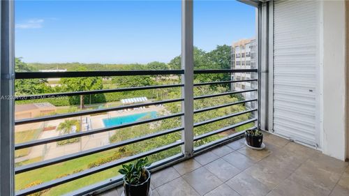 620-1300 Saint Charles Pl, Pembroke Pines, FL, 33026-3368 | Card Image