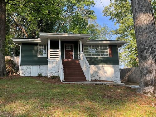 136 Victor Cir Nw, Atlanta, GA, 30314-2126 | Card Image